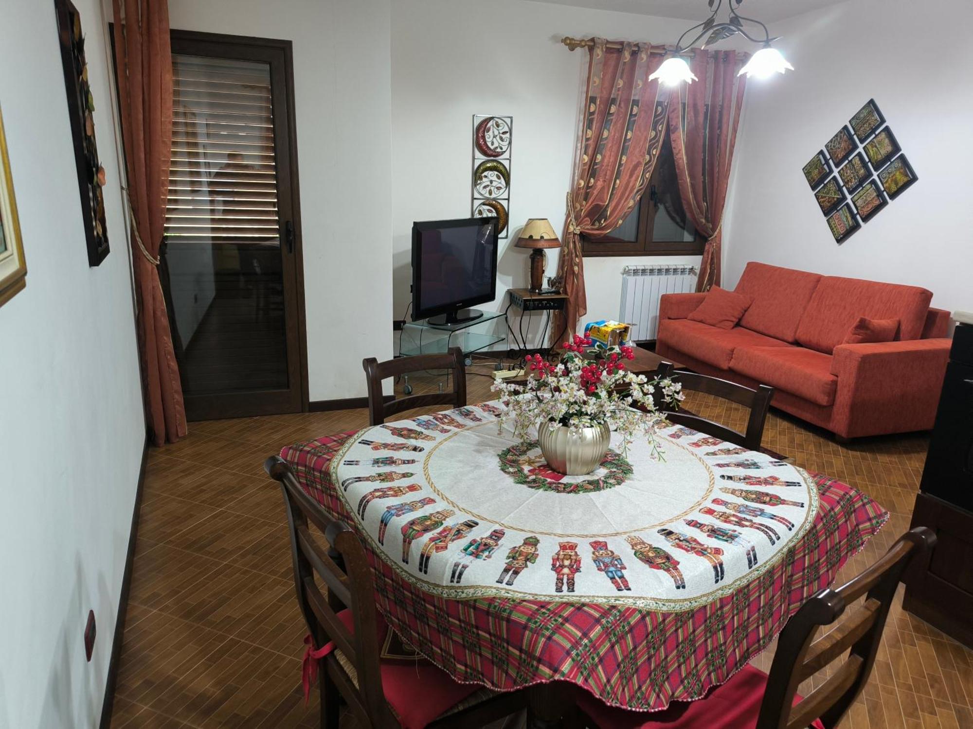 Segesta Nouveau Bedding Apartment